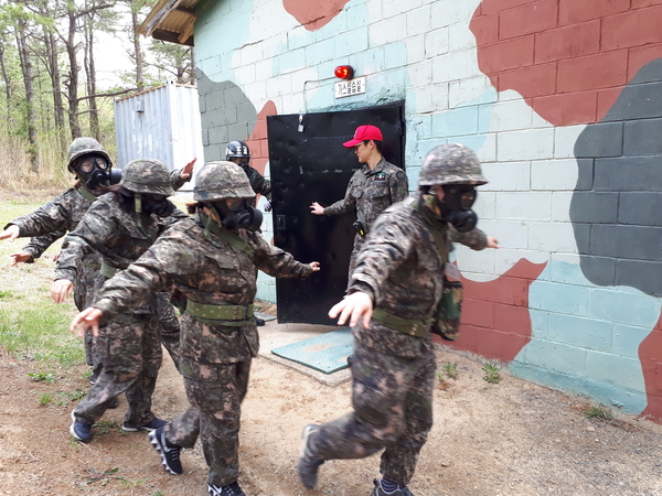 화생방훈련.jpg
