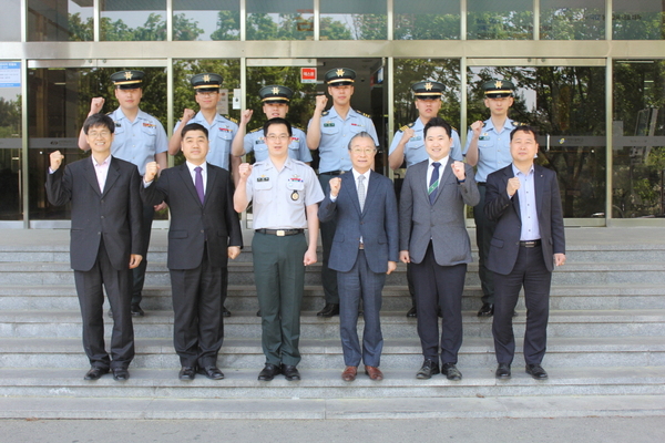 3사관학교 생도 방문.JPG