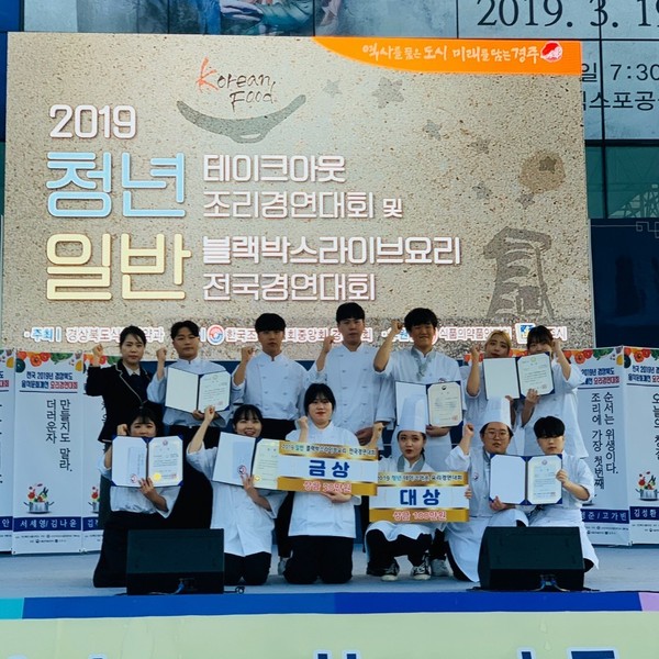 호텔과 사진1.jpg