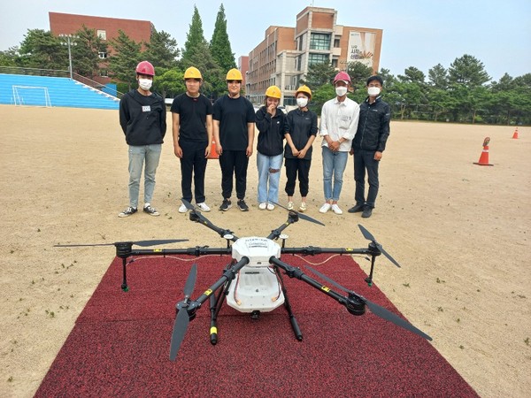 220614 드론 자격양성반 이륙하다.jpg