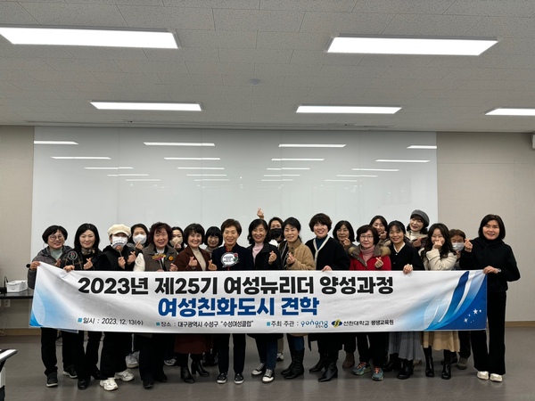 견학사진.jpg